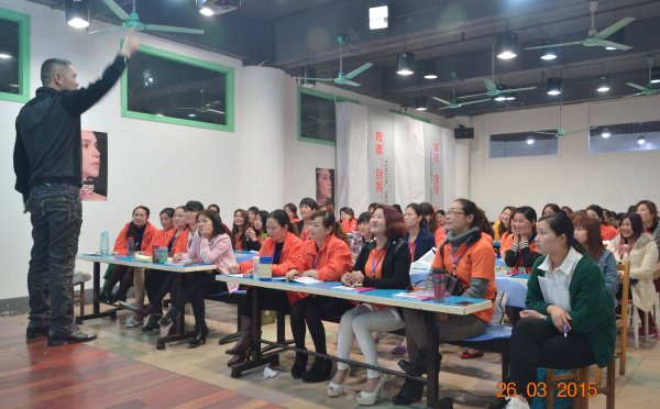 吉宣亚校长亲自授课:美业微营销新思路